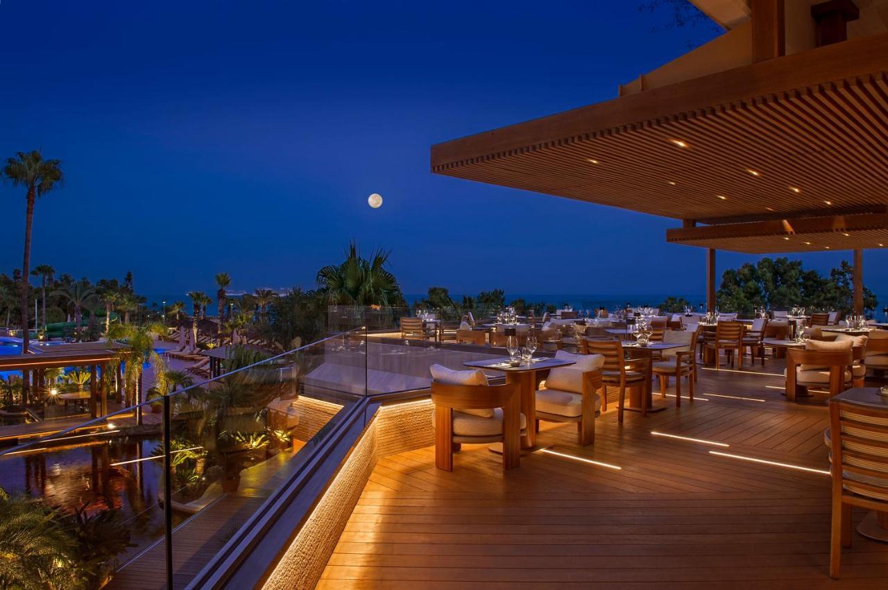 Four Seasons Hotel Agios Tychonas Exterior foto The Deck