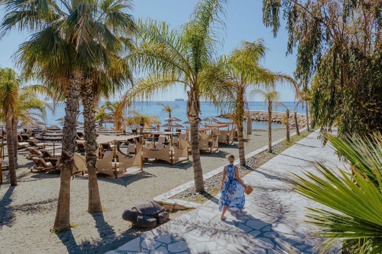 Four Seasons Hotel Agios Tychonas Exterior foto The beach of Nikiti