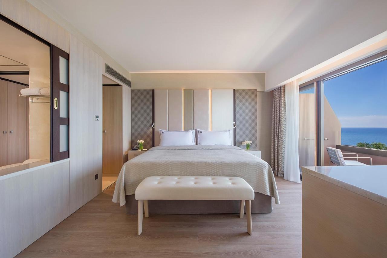 Four Seasons Hotel Agios Tychonas Exterior foto Deluxe Suite