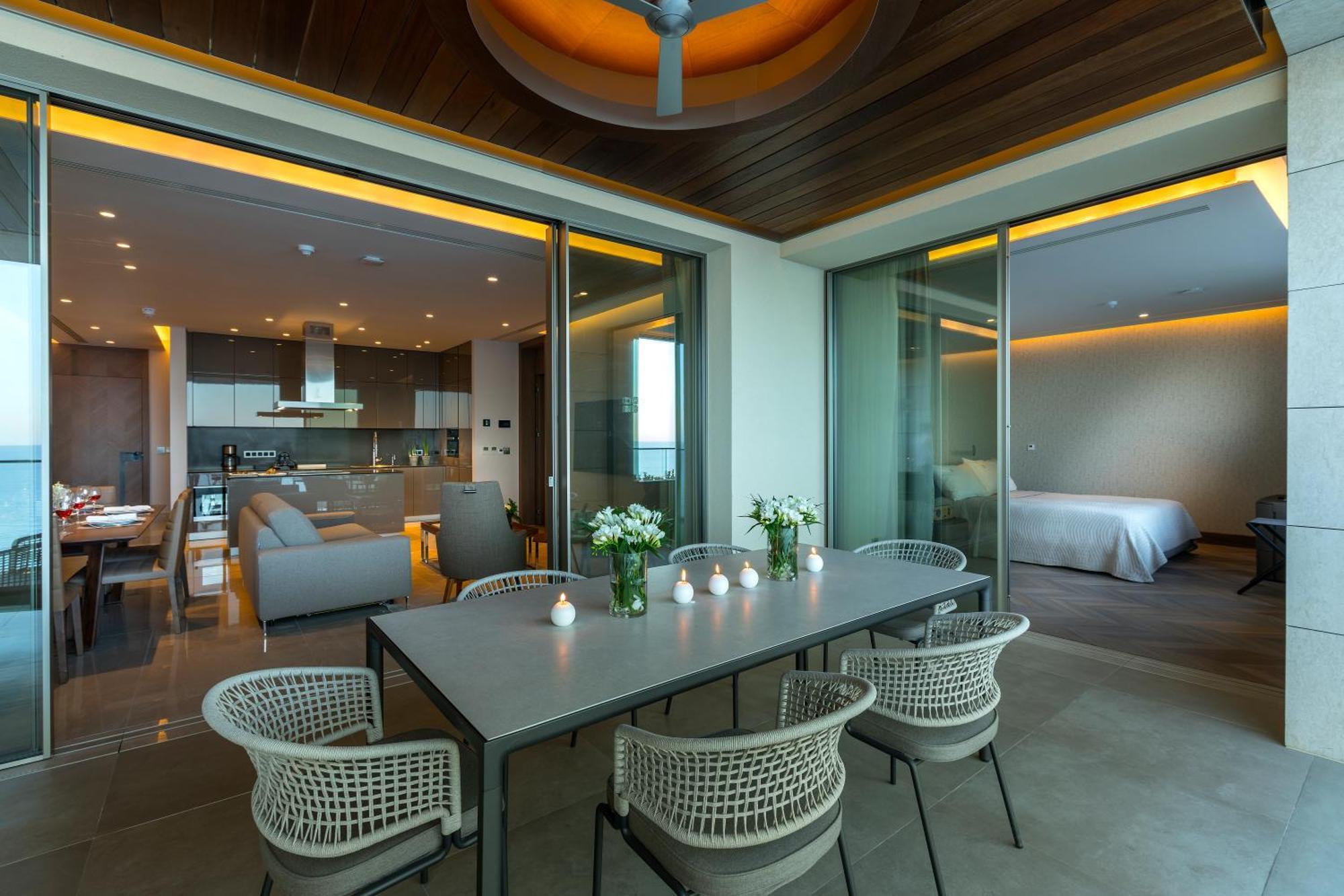 Four Seasons Hotel Agios Tychonas Exterior foto A suite at the hotel
